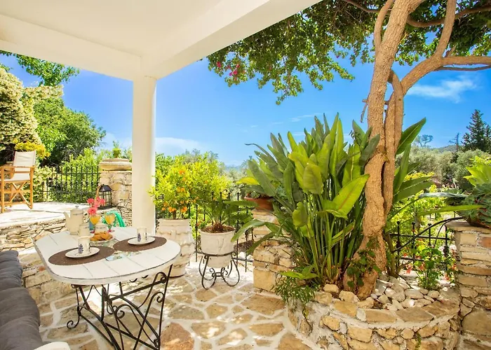 Traditional Family Southern Lefkada Feriehus