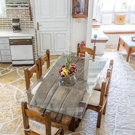 Traditional Family Southern Lefkada Prázdninový dům Sívros